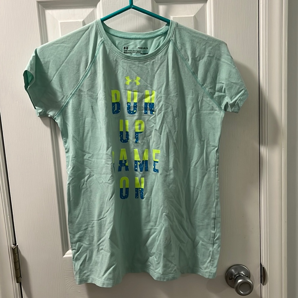 Under armor shirt